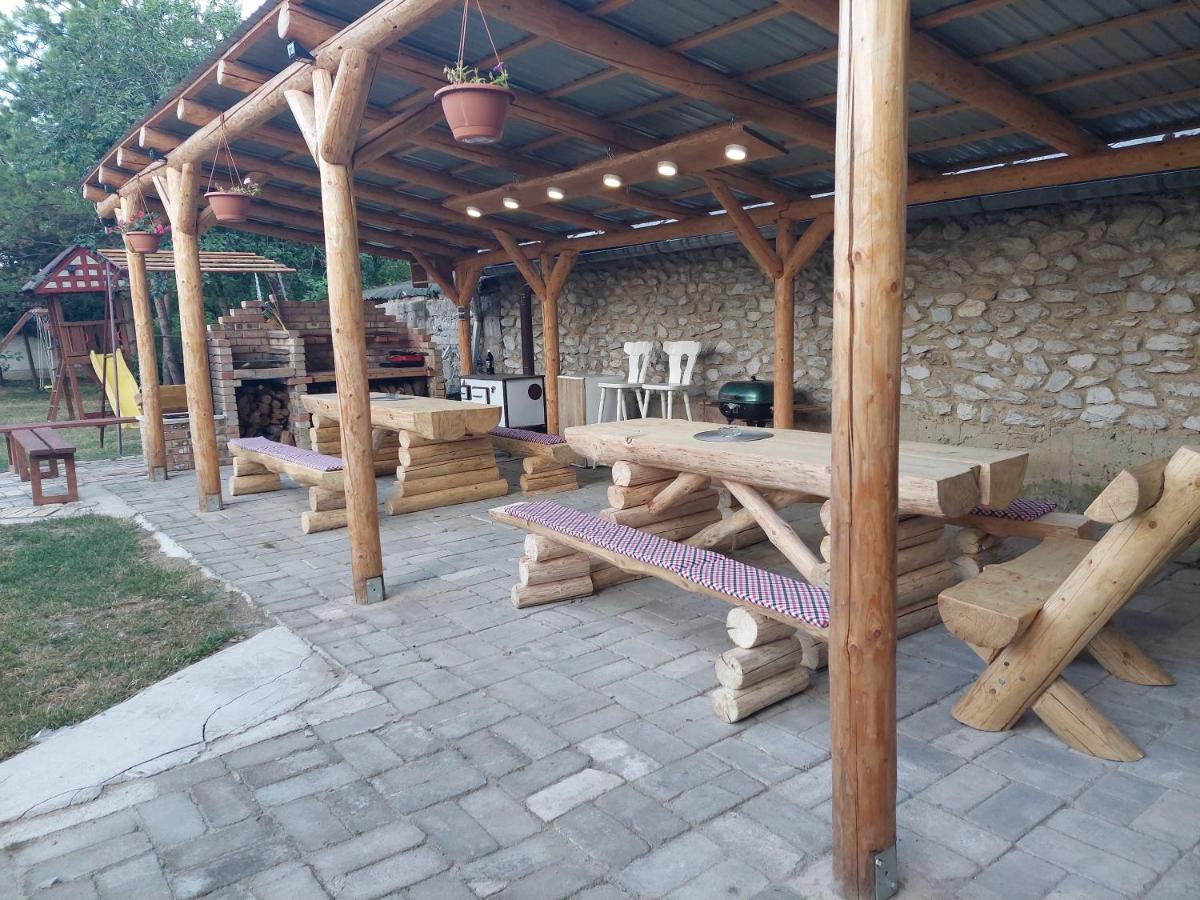 מלון Szilvásvárad Fenyofa Vendeghaz מראה חיצוני תמונה